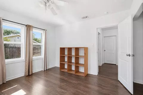 Bedroom - 21 Nesmith Ave, Saint Augustine, FL 32084 photo 4 of 5