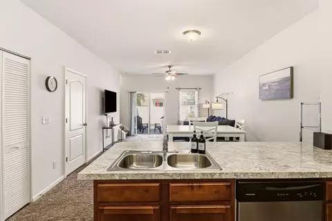 Kitchen - 256 Whitland Way, Saint Augustine, FL 32086 photo 4 of 4