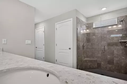 Bath - 23 Pyrite Pl, Saint Augustine, FL 32086 photo 6 of 7