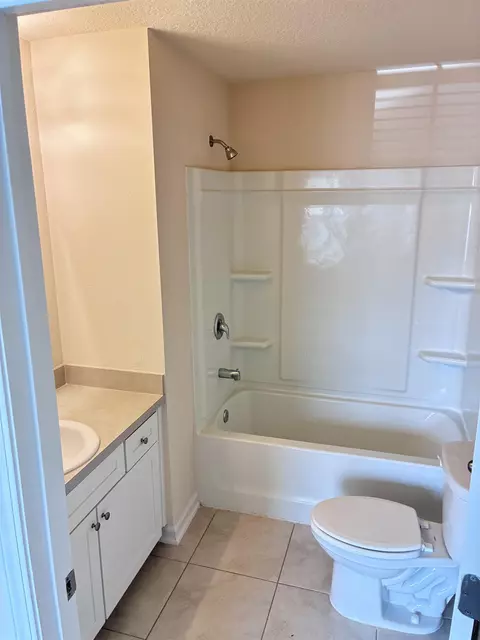 Bath - 198 Whispering Brook Dr, Saint Augustine, FL 32084 photo 2 of 2
