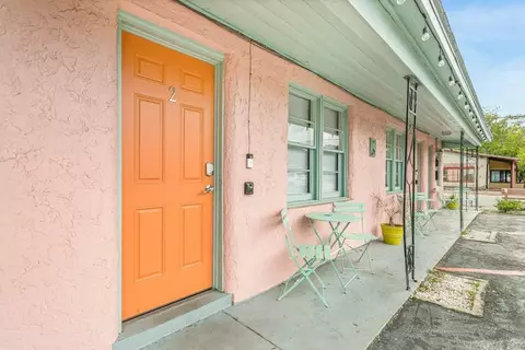 Exterior - 253 San Marco Ave, Saint Augustine, FL 32084 photo 2 of 4