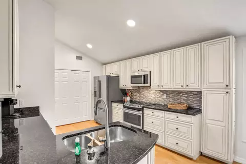 Kitchen - 35 Atlantic Ave Apt Ab C #A,B & C, Saint Augustine, FL 32084 photo 3 of 6