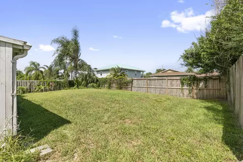 Exterior - 5448 5th St, Saint Augustine, FL 32080 photo 4 of 6