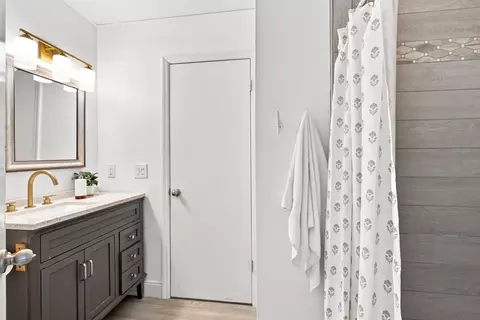 Bath - 503 Sevilla Dr, Saint Augustine, FL 32086 photo 1 of 3
