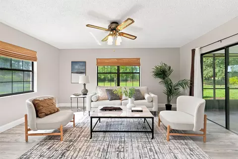 Living - 503 Sevilla Dr, Saint Augustine, FL 32086 photo 4 of 6