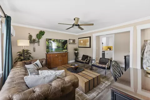 Living - 37 Nesmith Ave, Saint Augustine, FL 32084 photo 2 of 10
