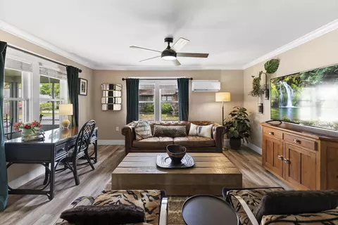 Living - 37 Nesmith Ave, Saint Augustine, FL 32084 photo 3 of 10