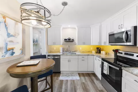 Kitchen - 37 Nesmith Ave, Saint Augustine, FL 32084 photo 9 of 9