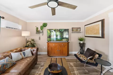 Living - 37 Nesmith Ave, Saint Augustine, FL 32084 photo 9 of 10