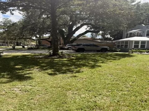 Exterior - 8 Douglas Ave Apt Ab C #A,B & C, Saint Augustine, FL 32084 photo 10 of 10