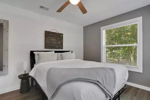 Bedroom - 8 Douglas Ave Apt Ab C #A,B & C, Saint Augustine, FL 32084 photo 7 of 10