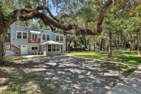Exterior - 8 Douglas Ave Apt Ab C #A,B & C, Saint Augustine, FL 32084 photo 6 of 10