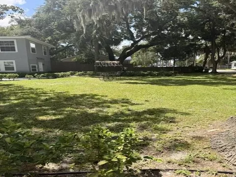 Exterior - 8 Douglas Ave Apt Ab C #A,B & C, Saint Augustine, FL 32084 photo 7 of 10