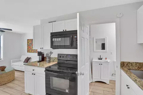 Kitchen - 8 Douglas Ave Apt Ab C #A,B & C, Saint Augustine, FL 32084 photo 6 of 6