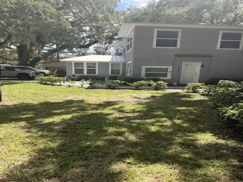Exterior - 8 Douglas Ave Apt Ab C #A,B & C, Saint Augustine, FL 32084 photo 4 of 10