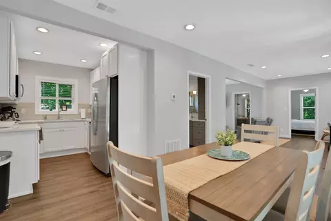 Dining - 8 Douglas Ave Apt Ab C #A,B & C, Saint Augustine, FL 32084 photo 1 of 3