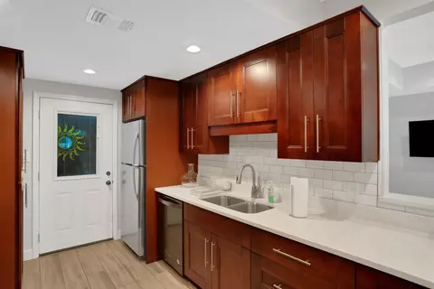 Kitchen - 8 Douglas Ave Apt Ab C #A,B & C, Saint Augustine, FL 32084 photo 4 of 6