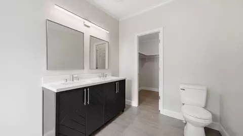 Bath - 4633 Third Ave, Saint Augustine, FL 32095 photo 6 of 9