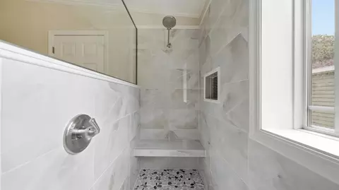 Bath - 4633 Third Ave, Saint Augustine, FL 32095 photo 4 of 9