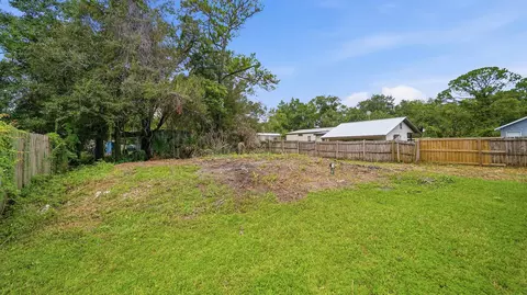 Exterior - 4633 Third Ave, Saint Augustine, FL 32095 photo 4 of 10