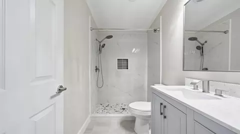 Bath - 4633 Third Ave, Saint Augustine, FL 32095 photo 7 of 9