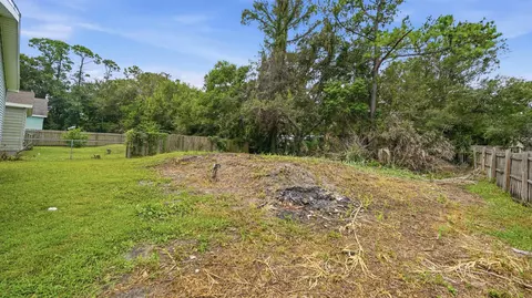 Exterior - 4633 Third Ave, Saint Augustine, FL 32095 photo 6 of 10