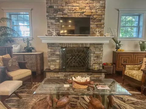 Living - 434 Ocean Forest Dr, Saint Augustine, FL 32080 photo 2 of 9