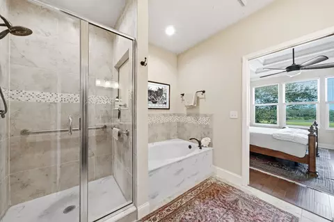 Bath - 227 Sunset Pt, Saint Augustine, FL 32080 photo 3 of 6