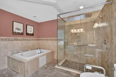 Bath - 694 Aleida Dr, Saint Augustine, FL 32086 photo 2 of 4