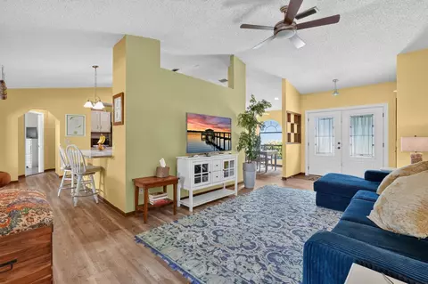 Living - 694 Aleida Dr, Saint Augustine, FL 32086 photo 2 of 5