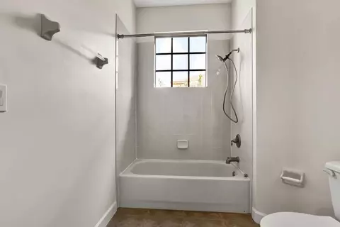 Bath - 220 Paseo Terraza #301, Saint Augustine, FL 32095 photo 6 of 6