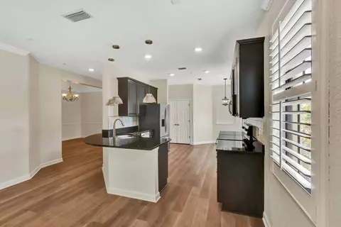 Kitchen - 220 Paseo Terraza #301, Saint Augustine, FL 32095 photo 4 of 4
