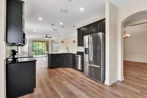 Kitchen - 220 Paseo Terraza #301, Saint Augustine, FL 32095 photo 2 of 4