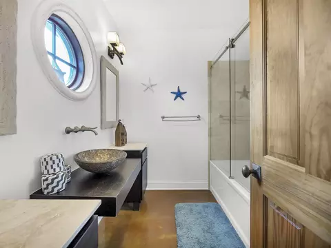 Bath - 5201 Medoras Ave, Saint Augustine, FL 32080 photo 4 of 6
