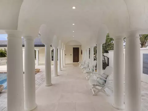 Entry Way - 5201 Medoras Ave, Saint Augustine, FL 32080 photo 5 of 5