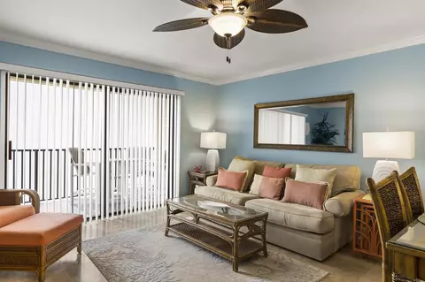 Living - 850 A1a Beach Blvd #86, Saint Augustine, FL 32080 photo 1 of 2