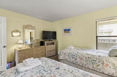 Bedroom - 850 A1a Beach Blvd #86, Saint Augustine, FL 32080 photo 6 of 8