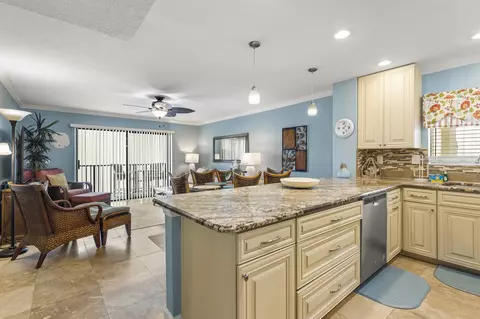 Kitchen - 850 A1a Beach Blvd #86, Saint Augustine, FL 32080 photo 1 of 4