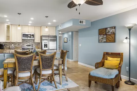 Dining - 850 A1a Beach Blvd #86, Saint Augustine, FL 32080 photo 1 of 2