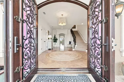 Entry Way - 116 Lancaster Pl, Saint Augustine, FL 32080 photo 1 of 10