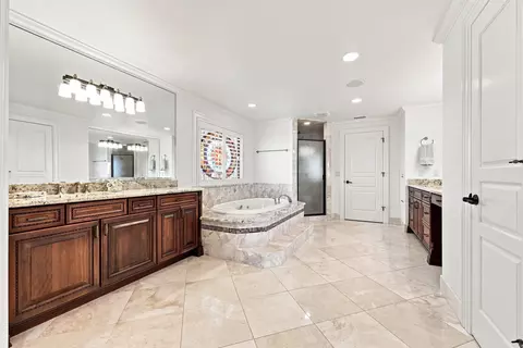 Bath - 116 Lancaster Pl, Saint Augustine, FL 32080 photo 1 of 9