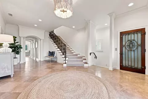 Entry Way - 116 Lancaster Pl, Saint Augustine, FL 32080 photo 4 of 10