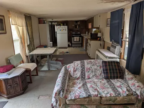 102 Edgewater, Satsuma, FL 32189 photo 6