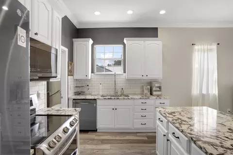 Kitchen - 4 Lisbon St, Saint Augustine Beach, FL 32080 photo 2 of 3