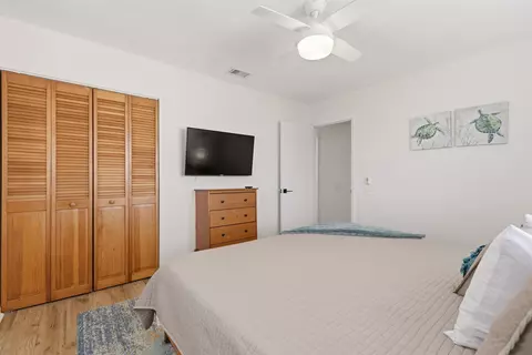 Bedroom - 5484 5th St, Saint Augustine, FL 32080 photo 6 of 10