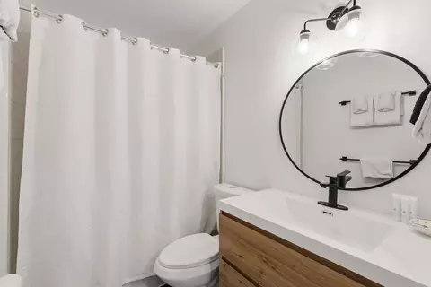 Bath - 5484 5th St, Saint Augustine, FL 32080 photo 4 of 4