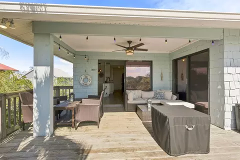 Exterior - 5484 5th St, Saint Augustine, FL 32080 photo 2 of 7
