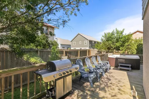 Exterior - 5484 5th St, Saint Augustine, FL 32080 photo 5 of 7