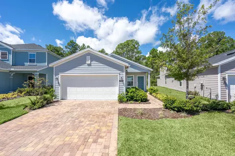Exterior - 709 Lake Sinclair St, Saint Augustine, FL 32084 photo 2 of 9