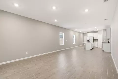 Living - 709 Lake Sinclair St, Saint Augustine, FL 32084 photo 3 of 4